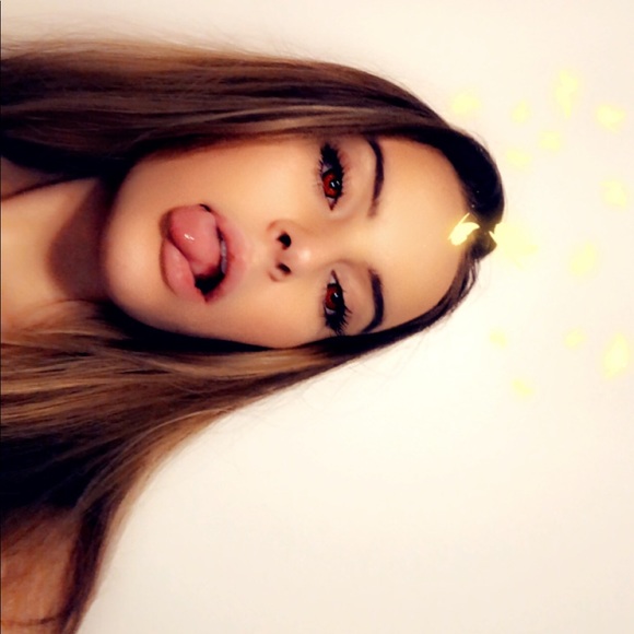 Meet your Posher, Haley - Picture 1 of 1